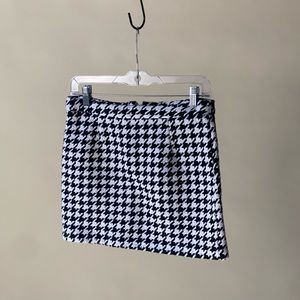 H&M Houndstooth mini skirt